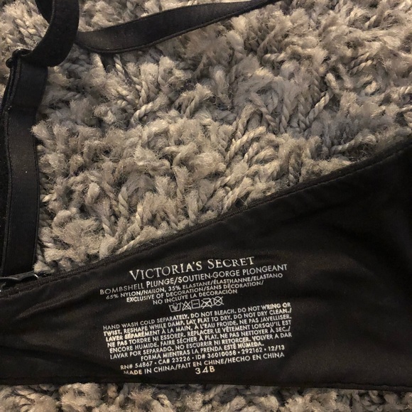Victoria Secret Bombshell 34B - Picture 3 of 3